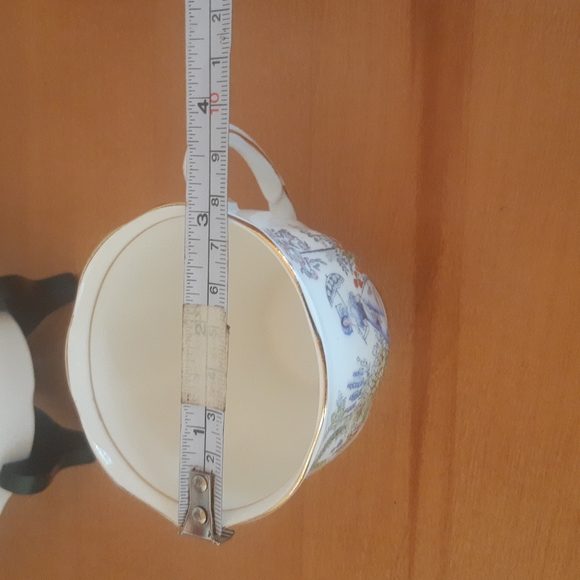 Bell China Fine Bone Made in England Vintage Teacup and saucer - Picture 7 of 9